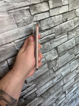 iPhone 8 - 3