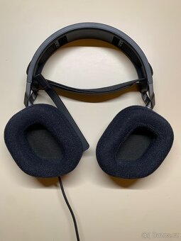 Corsair HS80 RGB USB černá - 3