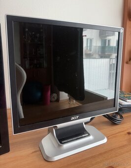 Acer monitor (plně funkční) - 3