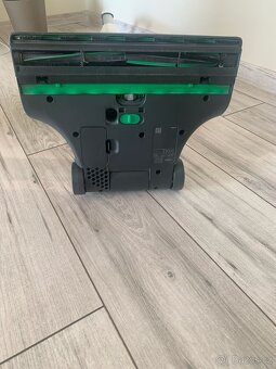 Vysavač Vorwerk VK200 s elektrickým kartáčem EB400 - 3