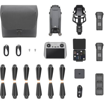 DJI Mavic 3 Pro Fly More Combo (DJI RC) - 3