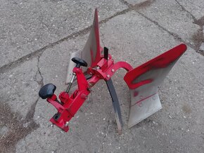 Vari oboustranný pluh APH-352,nastavovací těleso NT3 - 3