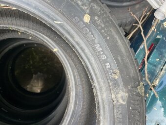 186/55r15 - 3