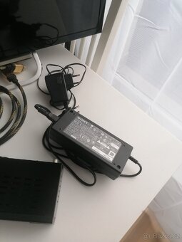 Sony TV včetně prislusenstvi - 3