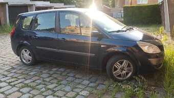 Renault Grand Scénic II - 3