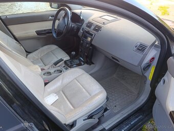 Volvo V50 - 3