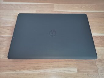 Čtyřjádrový notebook HP ProBook 470 - 3