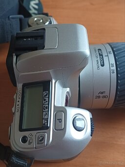 Prodám zrcadlovku na kinofilmy Minolta 505si super - 3