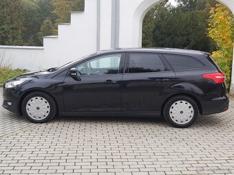 Ford Focus 1.5 TDCi, 2015, pěkný stav - 3