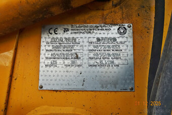 Prodám traktor-bagr - 3