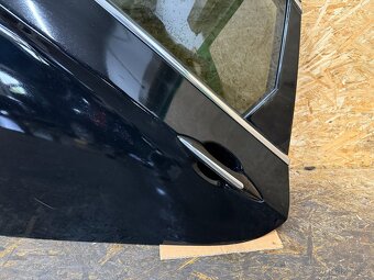 KOMPLETNĚ NASTROJENÉ LEVÉ ZADNÍ DVEŘE HYUNDAI I40 UB6 - 3
