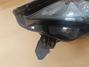 Citroen C4 X levý přední světlomet - 3