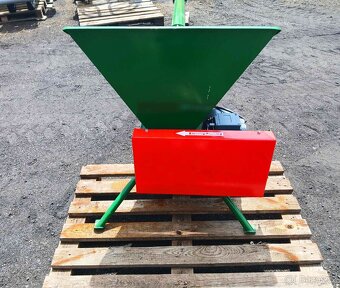 Šnekový dopravník AGRO-MR s násypkou - 3