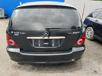 Mercedes Benz R -class W251 - 3