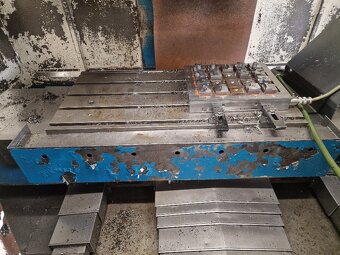 Vertikální obráběcí centrum VMC 840/24 - 3