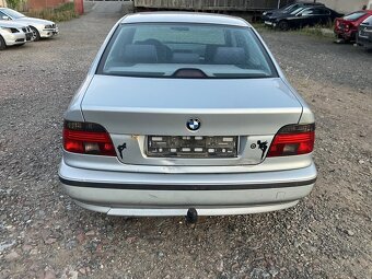 E39 523i - 3