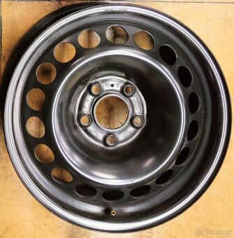 Audi A4 B8 5x112 et39 7jx16 66,6 plechové disky 4ks - 3