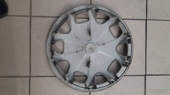 Poklice Ford Transit 15" - 3