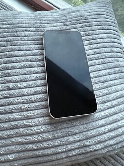 Iphone 14 128GB , bez škrábanců jako NOVÝ Kryty k tomu - 3