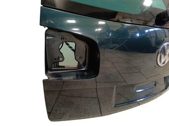 Páté dveře zelená metalíza LD6W VW Touareg 7L r.v. 2006 - 3
