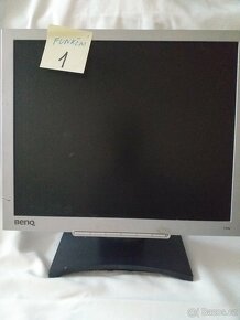 Monitory 3 x - 3