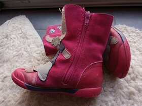 kozene vyssi boticky zn. Clarks vel.25 - 3