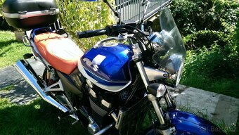 Suzuki GSX 1400 - 3