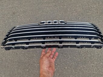 Maska AUDI A8 - 3