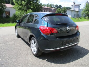 OPEL ASTRA J - 1.4 T, nové STK, 1 majitel - 3