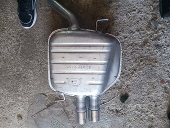 Výfuk Passat B6 - 3