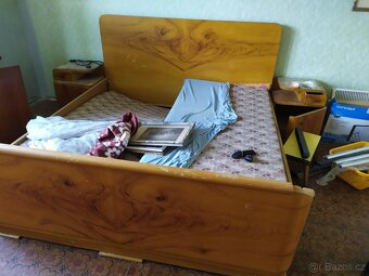 DARUJI ZDARMA starožitnou ložnici - 3