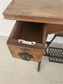 Šicí stroj BOBBIN - 3