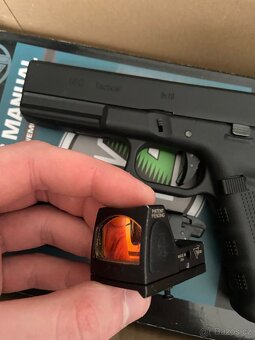 Glock 18c WE + příslušenství - 3