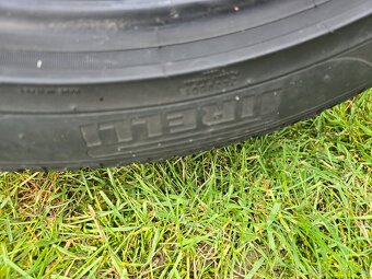 Pirelli Scorpions 285 40 22 zimni - 3