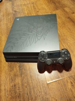 PlayStation 4 pro Limited - 3