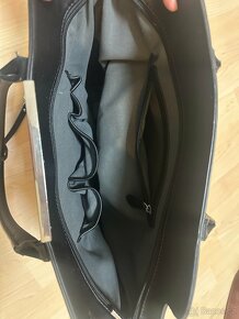 Černá kabelka L. Credi - 3