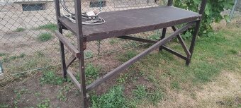 Prodejní dřevěný stánek - 3