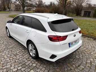 Kia Ceed 1.6 CRDi 100kw Combi 1.Majitel,Top Exklusiv - 3