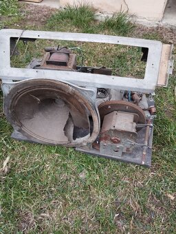 3ks starých rádií - 3