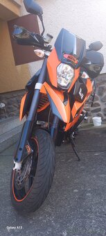 Prodám Ktm 990 SUPERMOTO - 3