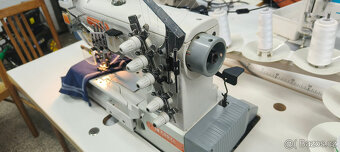 Průmyslový coverlock Siruba F007K - 3