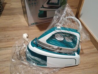 Žehlička s parním generátorem - 3