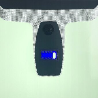 BMW X1 čelní sklo - 3