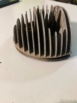 Jawa pérák 350/18 hlava - 3