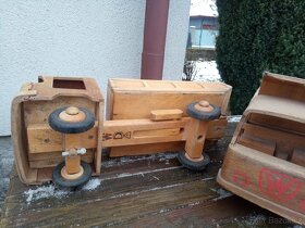 Dřevěná autíčka - 3