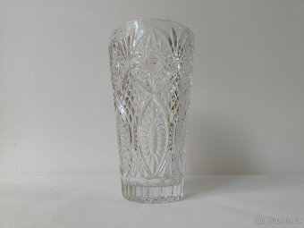 Váza broušená - 3