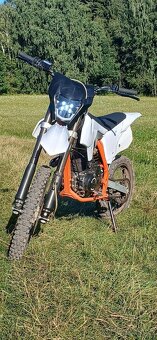 MiniRocket Hurricane 150 - 3