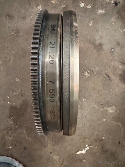 Dvouhmotý setrvačník BMW DKG - 3