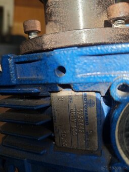 Elektromotor s převodovkou - 3