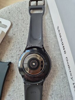 Samsung Galaxy Watch 4 - 3